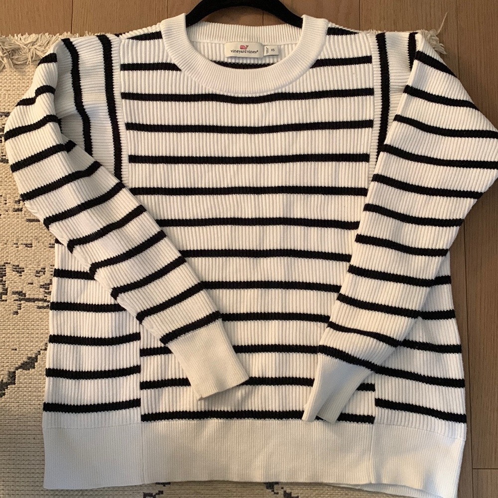 Vineyard Vines Stripped Sweater